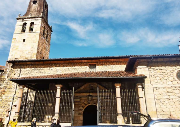 Iglesia parroquial de San Martín. / A. del Saja