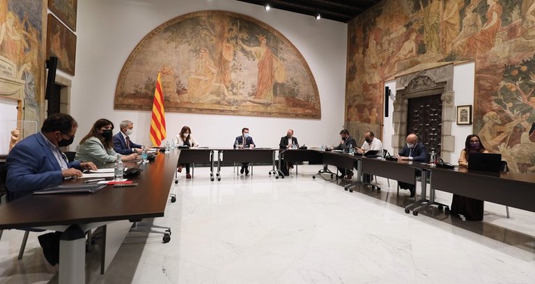 Archivo - Reunión de la Comissió Rectora del Sistema de Formació i Qualificació Professionals presidida por Pere Aragonès