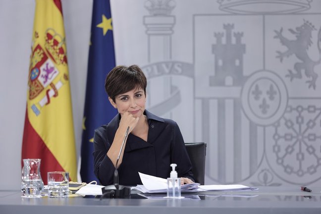 La ministra de Política Territorial y portavoz del Gobierno, Isabel Rodríguez, en una rueda de prensa posterior al Consejo de Ministros celebrado en Moncloa, a 27 de julio de 2021.