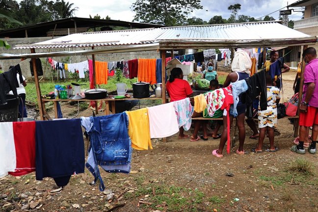 Personas desplazadas en uno de los albergues del municipio de Roberto Payán, en Colombia
