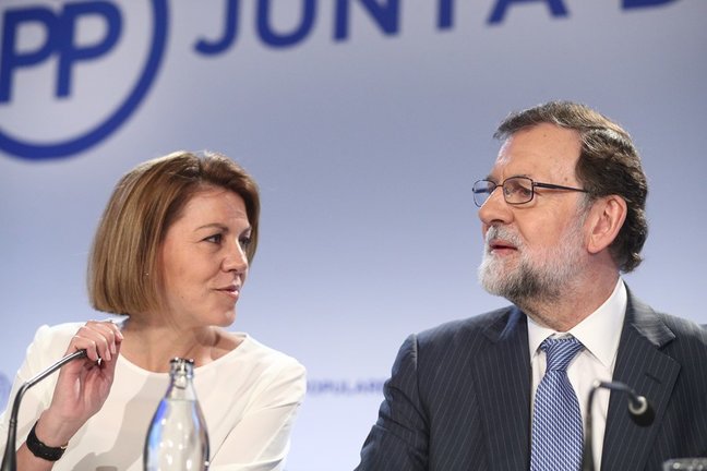 Archivo - María Dolores de Cospedal y Mariano Rajoy durante una Junta Directiva Nacional del PP (Imagen de archivo)