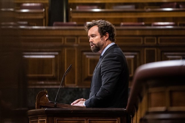 El portavoz de Vox Congreso de los Diputados, Iván Espinosa de los Monteros, interviene en una sesión plenaria en el Congreso de los Diputados, a 21 de septiembre de 2021.