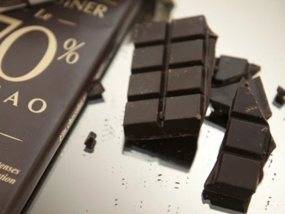 Chocolate negro.