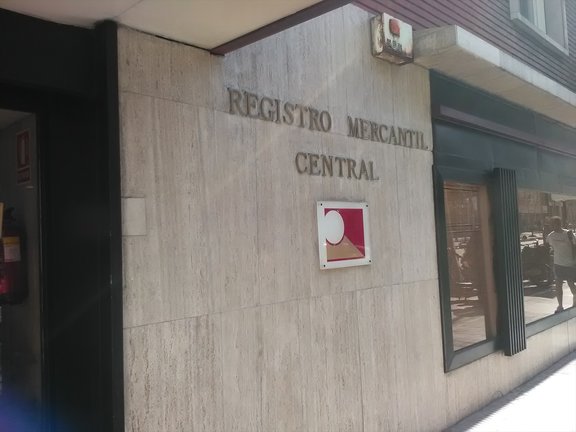El Registro Mercantil Central. E.P.