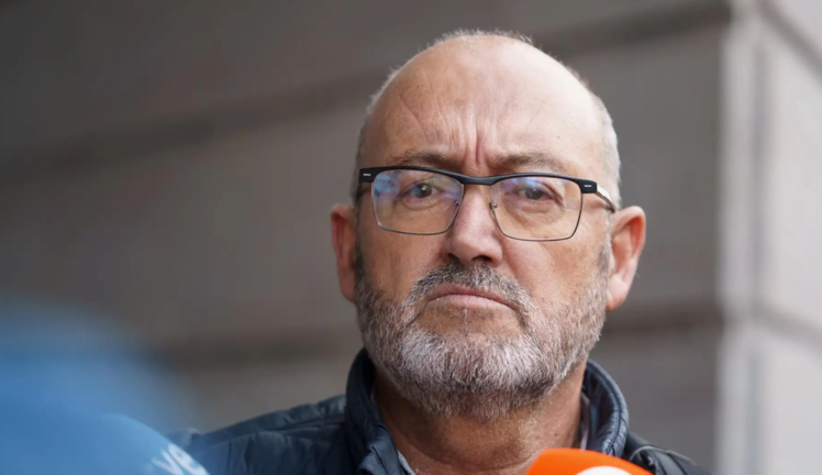 El ex diputado socialista, Juan Bernardo Fuentes | EFE/Ramón de la Rocha