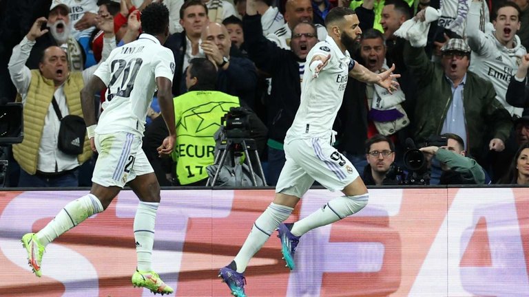 El Real Madrid activa el 'modo Champions' y castiga al Chelsea en el Bernabéu EFE