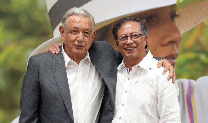 El presidente mexicano, Andrés Manuel López Obrador (izq.) en reunión con su homólogo colombiano, Gustavo Petro. / ALERTA
