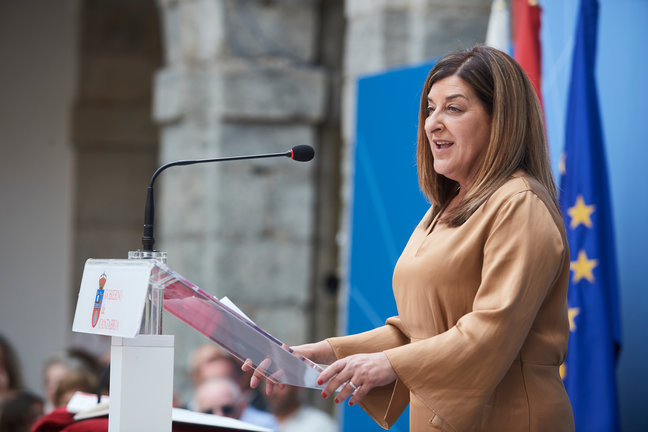 La presidenta de Cantabria, María José Sáenz de Buruaga. / ALERTA