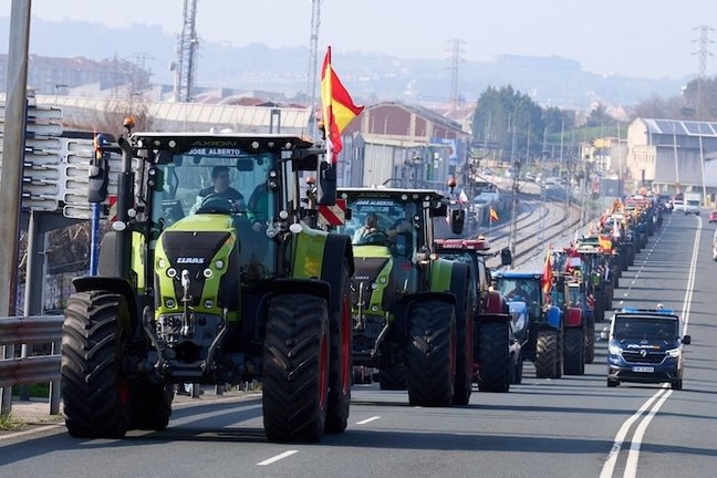 Tractorada convocada por el sindicato Solidaridad en Santander
JUANMA SERRANO-EUROPA PRESS
06/2/2024