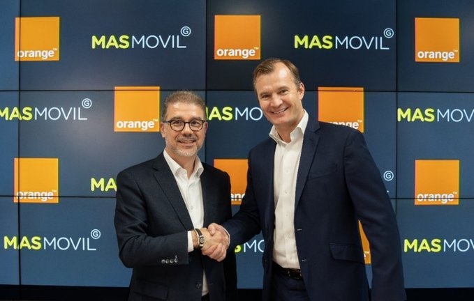 Ludovic Pech, consejero delegado de Orange España, y Meinrad Spenger, consejero delegado de MásMóvil han firmado la constitución de la nueva 'joint venture'. EP / Archivo