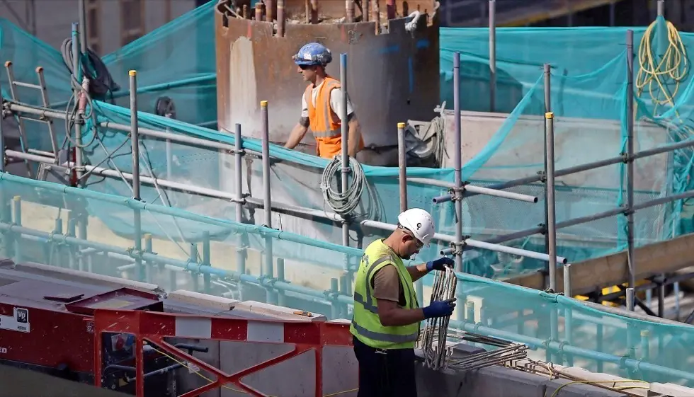 Obreros en una construcci&oacute;n. / ALERTA