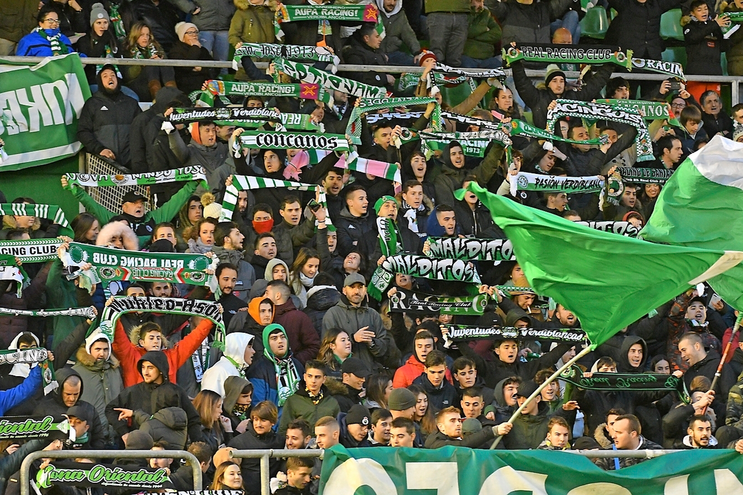 La presencia de p&uacute;blico en los estadios parece dif&iacute;cil en las primeras jornadas del reinicio de la Liga. / ALERTA