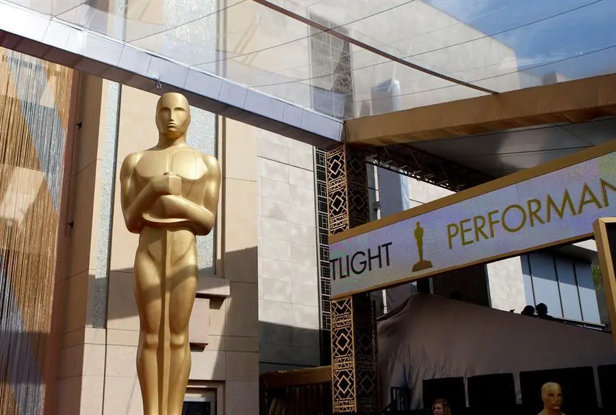 The Hollywood Reporter explic&oacute; hoy que la Junta de Gobernadores de la Academia, el &oacute;rgano que rige la visi&oacute;n y el funcionamiento de esta instituci&oacute;n, se reunir&aacute; el lunes de manera virtual para tomar una decisi&oacute;n sobre la 93 edici&oacute;n de los &Oacute;scar. EFE/ARMANDO ARORIZO/Archivo