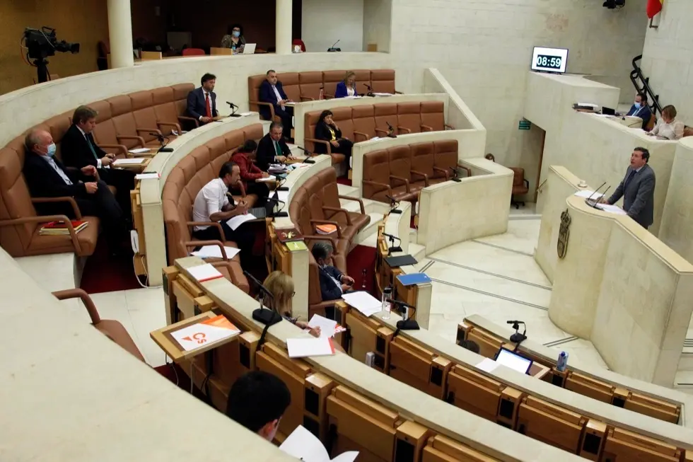 14,PARLAMENTO