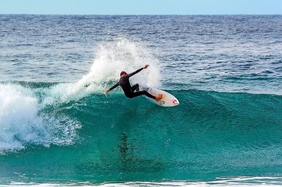 25dep36surf fullcas-sean-gunning