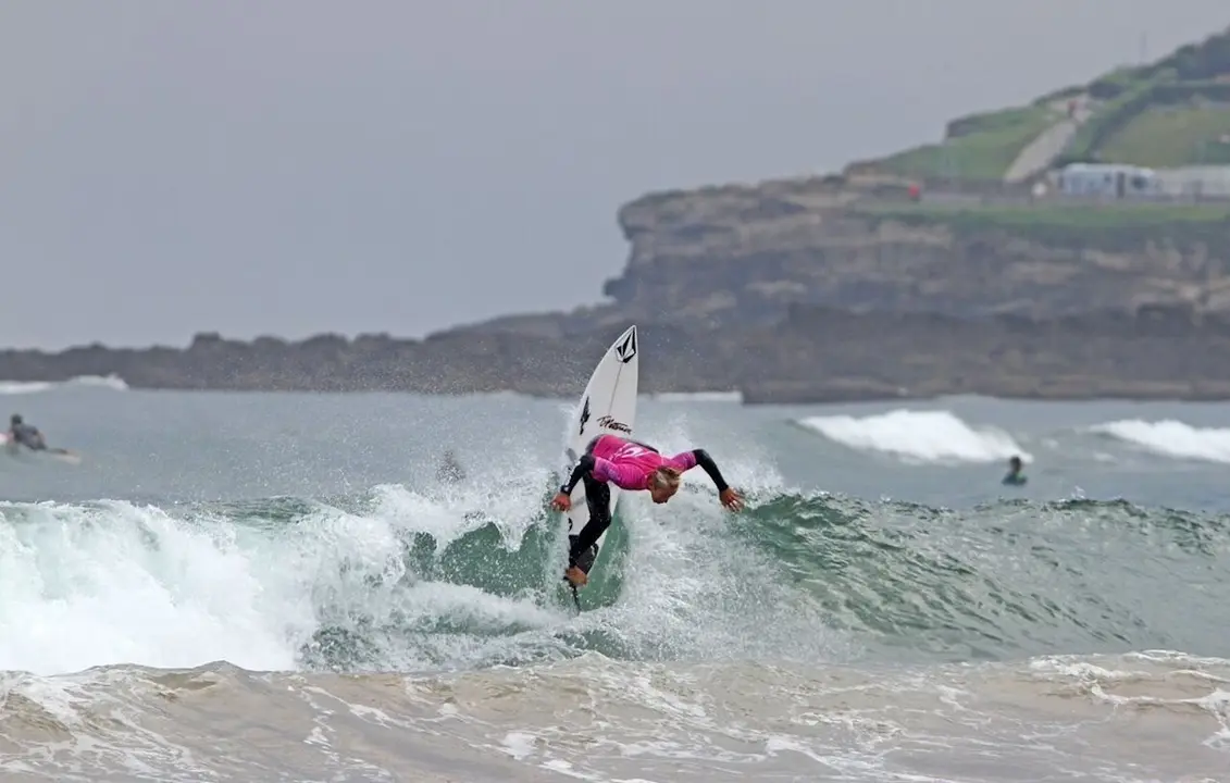 SURF SUANCES
