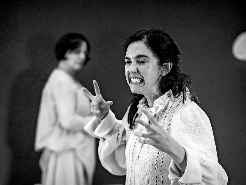 Laura Ordu&ntilde;a. / &aacute;ureo g&oacute;mez