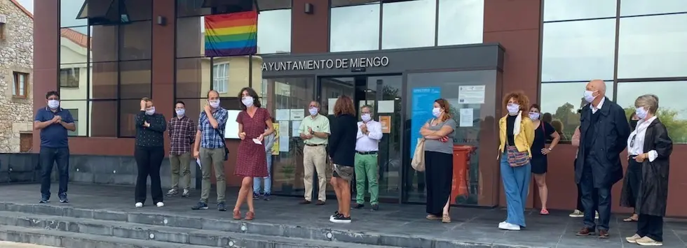 Miembros de la corporaci&oacute;n conmemoran el D&iacute;a del Orgullo 2020. / ALERTA