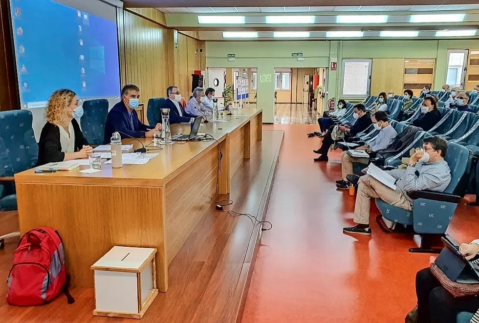 Reuni&oacute;n del Consejo de Gobierno de la UC. / ALERTA