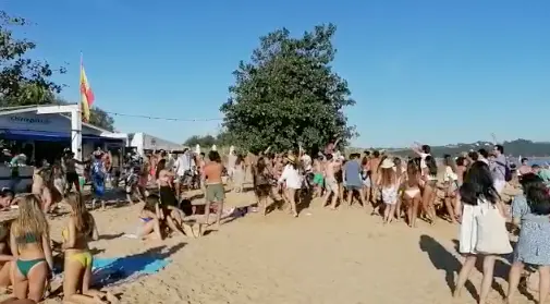 El chiringuito de El Puntal este s&aacute;bado.