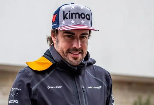 Fernando Alonso que volver&aacute; a competir en el Mundial de F&oacute;rmula Uno dos temporadas despu&eacute;s, en 2021, y lo har&aacute; de la mano de Renault, con la que gan&oacute; sus dos t&iacute;tulos mundiales -2005 y 2006-, en la que ser&aacute; su tercera etapa en la escuder&iacute;a francesa. EFE/ Srdjan Suki/Archivo
