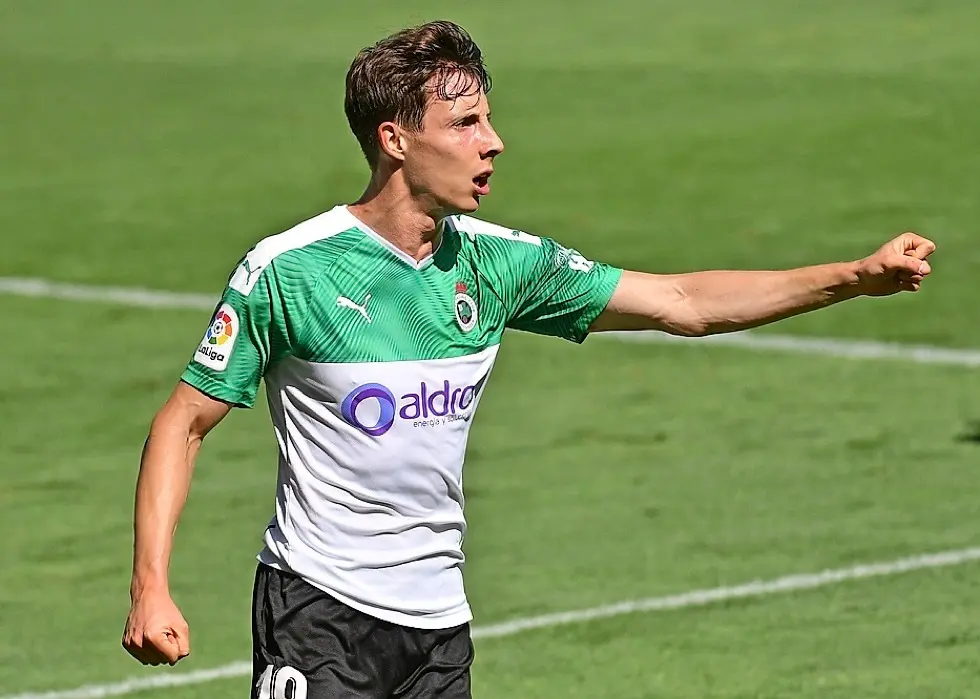 Guillermo, celebrando el gol que vali&oacute; los tres puntos contra el Huesca. / hardy