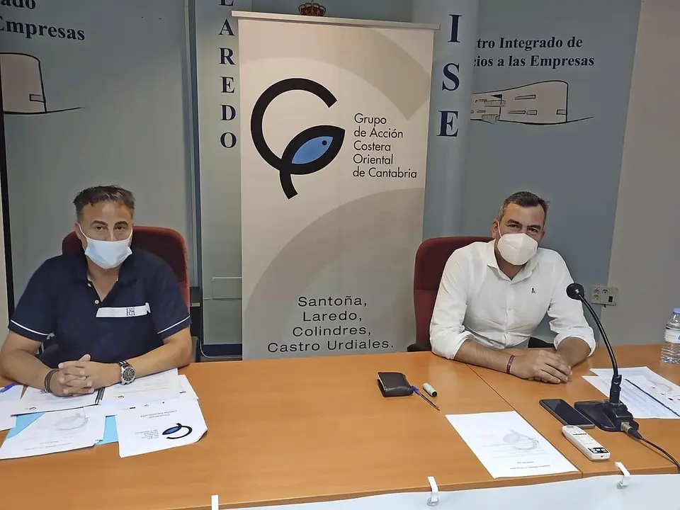 Roberto Guti&eacute;rrez Alquegui, gerente del GAC Oriental y Sergio Abascal, presidente. / alerta