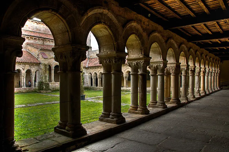 Claustro Colegiata de Santillana del mar.