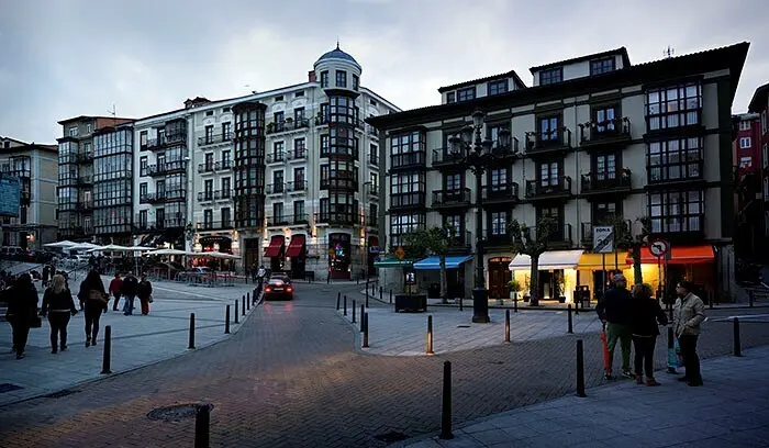 plazaa-del-ca&ntilde;adio-santander