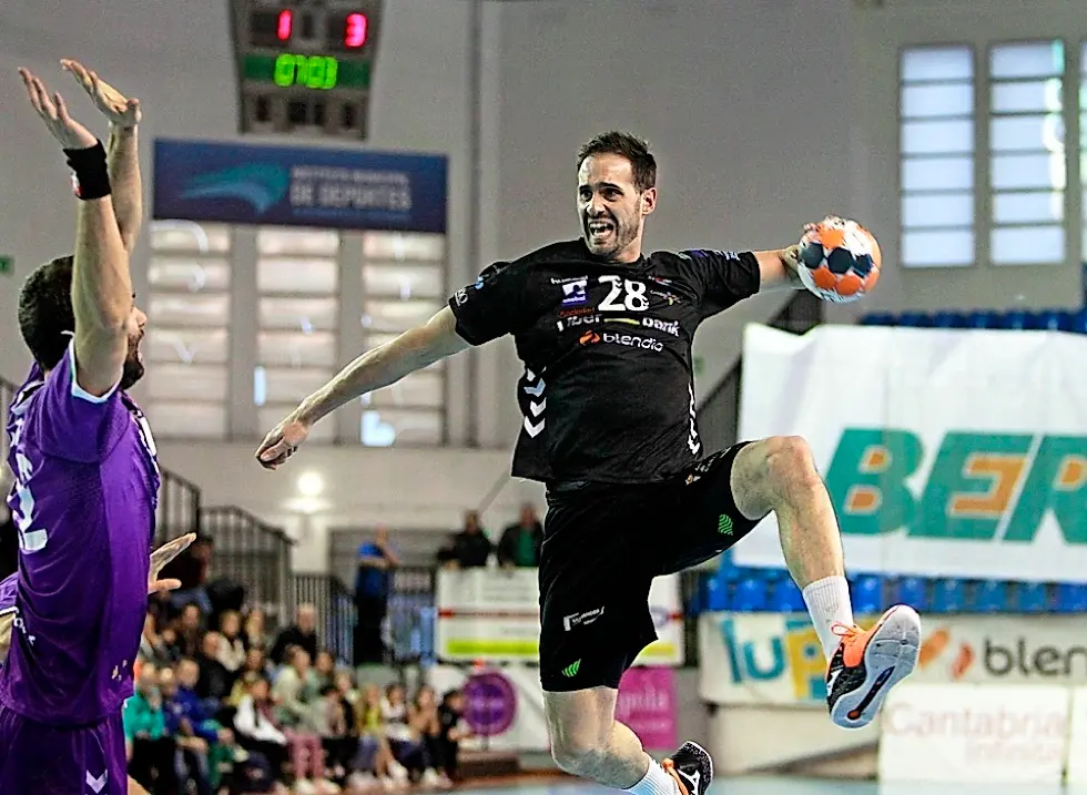 La &eacute;lite del balonmano nacional volver&aacute; a La Albericia. / Jos&eacute; Ram&oacute;n