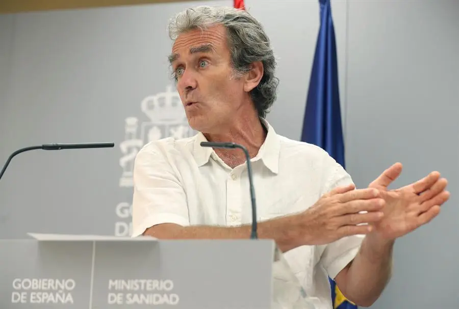 El director del Centro de Alertas y Emergencias Sanitarias, Fernando Sim&oacute;n. EFE/Kiko Huesca/Archivo
