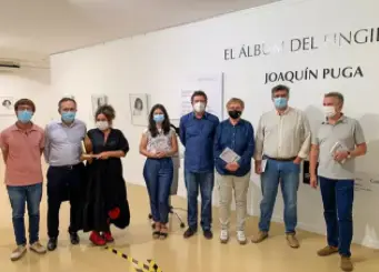 Presentaci&oacute;n del cat&aacute;logo de la exposici&oacute;n fotogr&aacute;fica "El &aacute;lbum del fingidor.