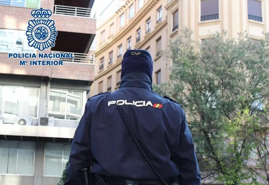 Agente de la Polic&iacute;a Nacional en una foto de archivo
