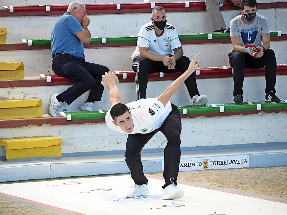 Jos&eacute; Manuel Gonz&aacute;lez, ayer en el tiro de la Severino Prieto. / juan