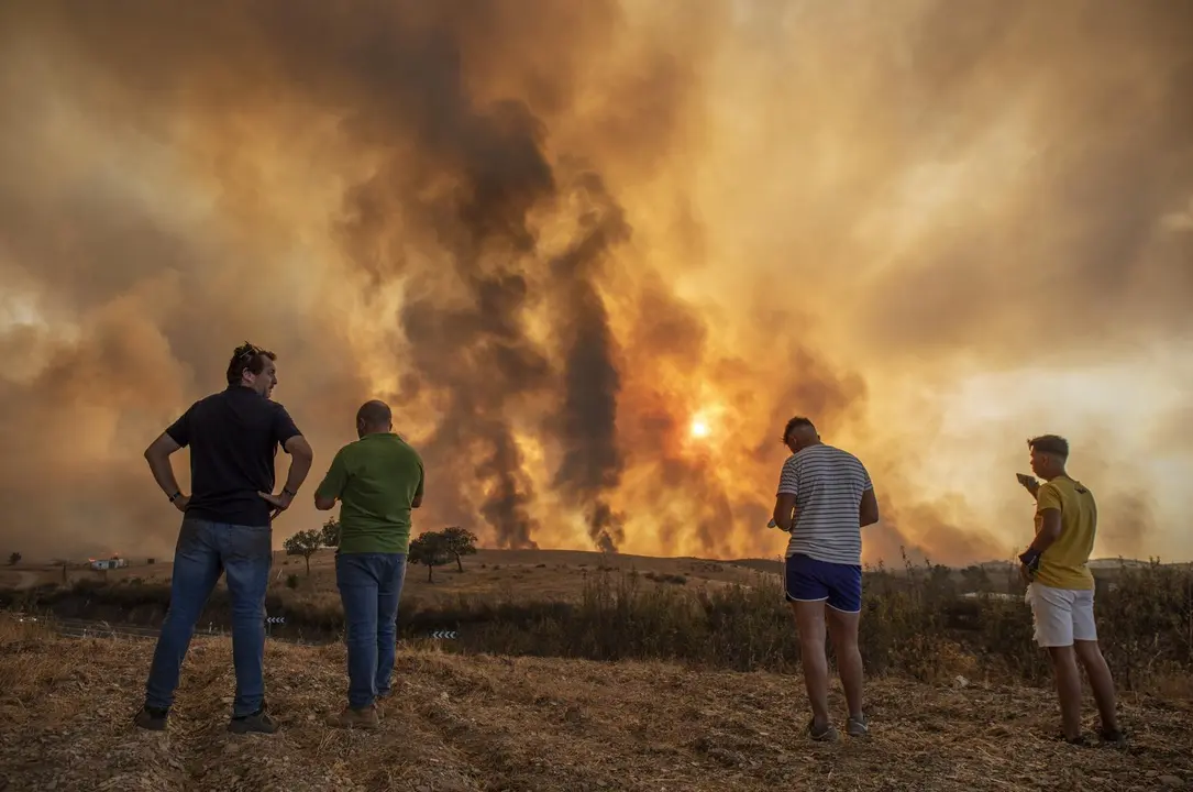 ALMONASTER LA REAL, 27/08/20 HUELVA - INCENDIO FORESTAL ALMONSTER LA REAL PARAJE OLIVARGAS Foto: EUROPA PRESS / A.PEREZ
