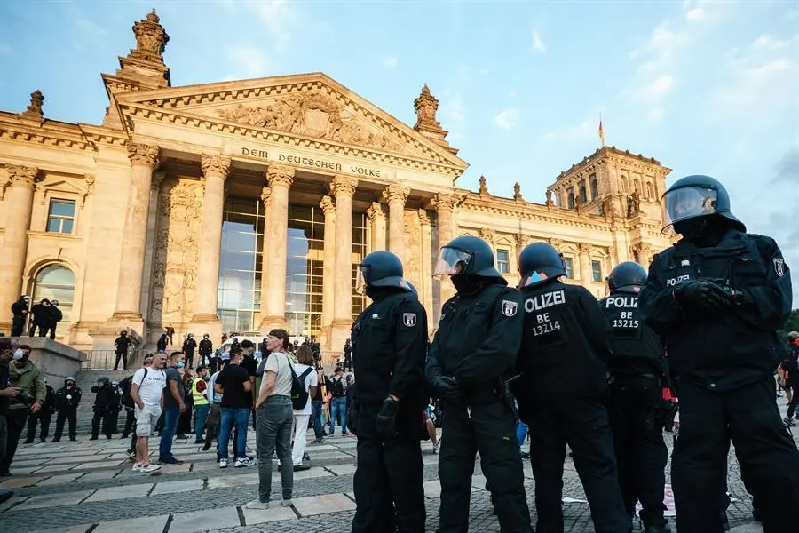 Imagen de este domingo del edificio del Reichstag, la sede del Parlamento alem&aacute;n, en Berl&iacute;n. EFE/EPA/CLEMENS BILAN