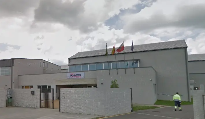 El colegio Los Puentes.