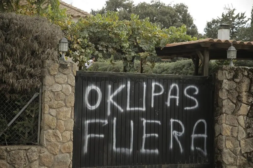 okupas-fuera