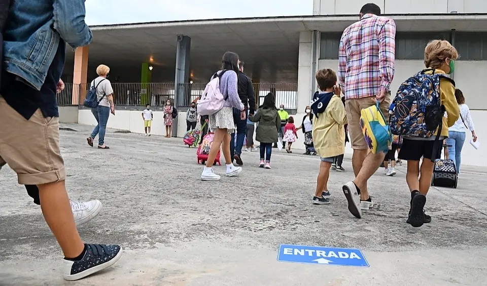 Escolares en el Colegio Cabo Mayor. / HARDY