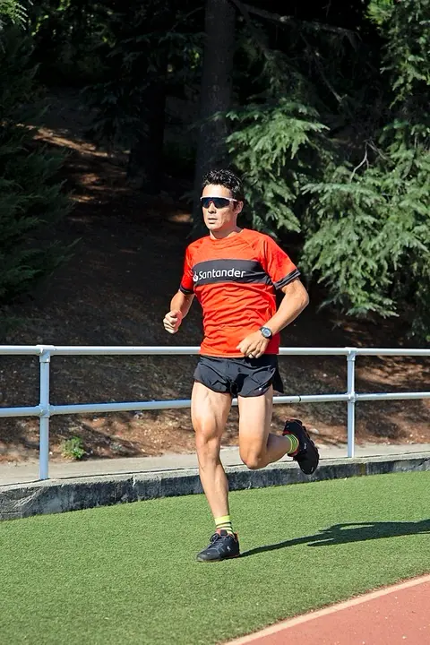 Javier G&oacute;mez Noya, durante un entrenamiento.