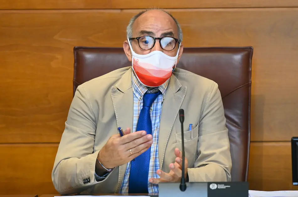 El consejero de Sanidad, Miguel Rodr&iacute;guez. / ALERTA