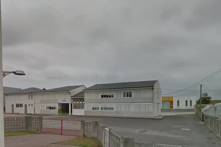 El colegio Marz&aacute;n, en Cuch&iacute;a (Miengo). / ALERTA