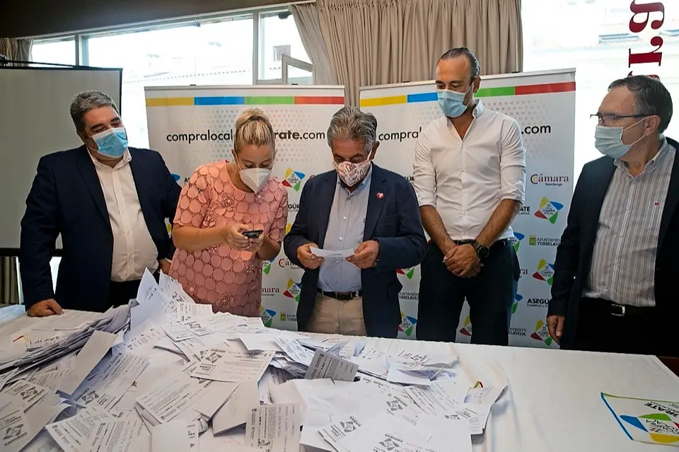 Un instante del sorteo de ayer. / ALERTA