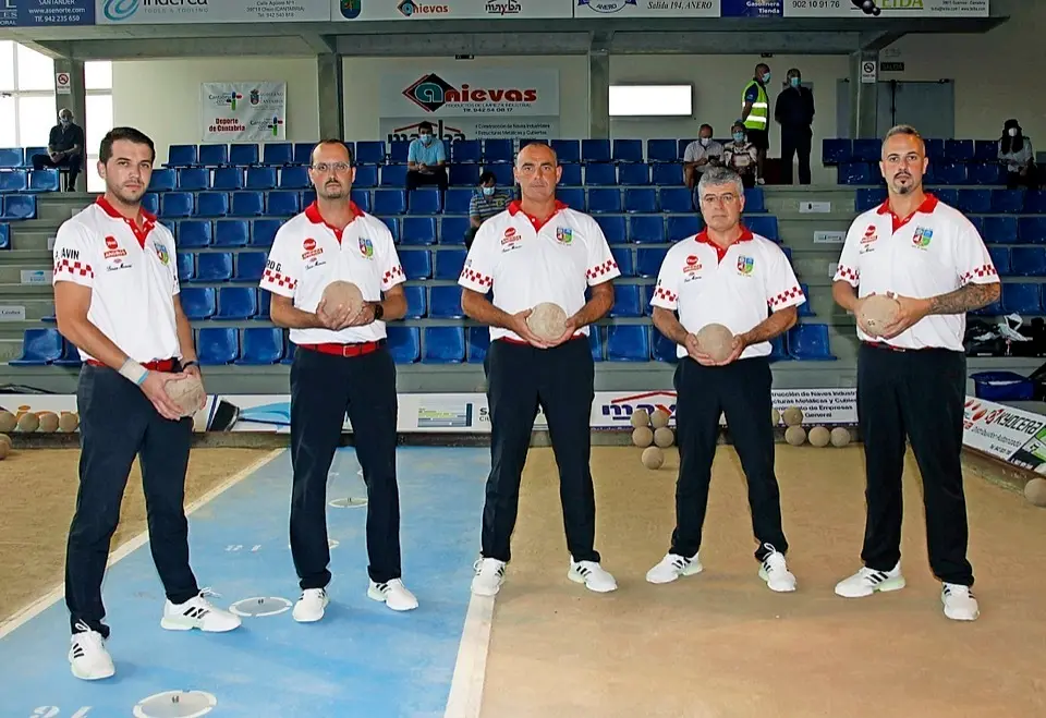 Pablo Lav&iacute;n, Pedro Guti&eacute;rrez, Jos&eacute; Manuel Lavid, Alfredo Aja y Carlos Garc&iacute;a son los art&iacute;fices del ascenso de la Pe&ntilde;a Andros La Serna.
