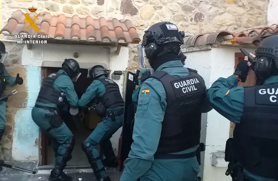 Im&aacute;genes de la operaci&oacute;n. / OPC