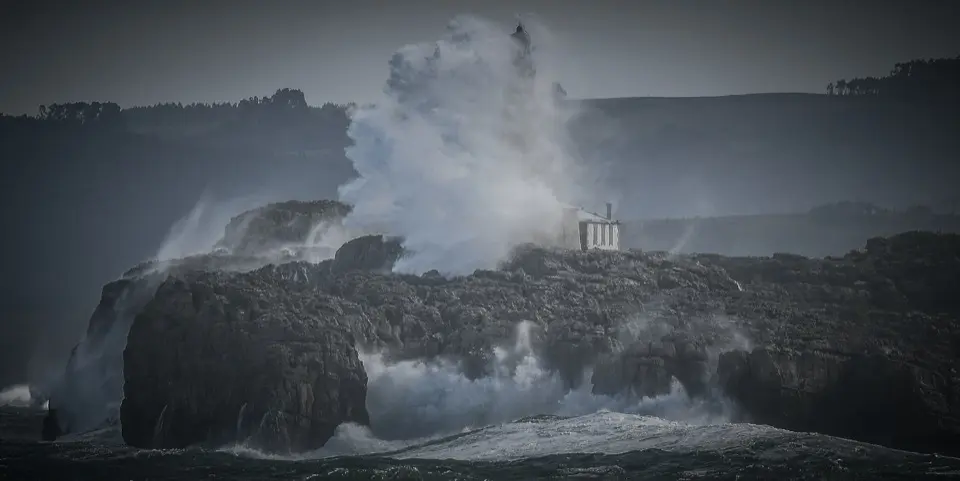 257920 santanderTemporal de olasnFoto nacho cubero
