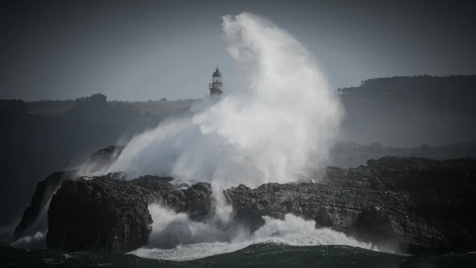 257920 santanderTemporal de olasnFoto nacho cubero