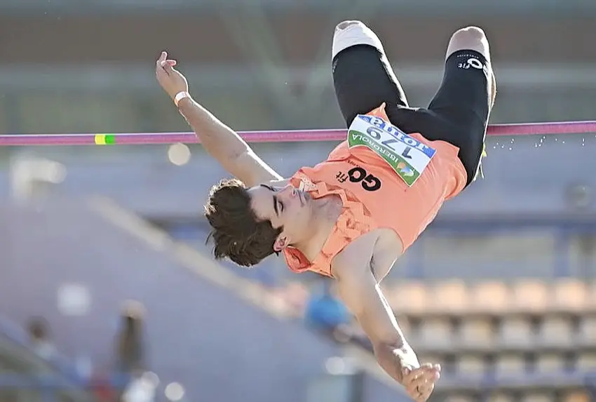 Pablo Velasco, durante su prueba de salto.