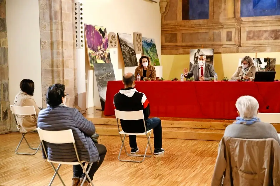 Zuloaga asisti&oacute; el pasado viernes a la presentaci&oacute;n del programa de participaci&oacute;n de las mujeres en Li&eacute;bana. / Lara Revilla