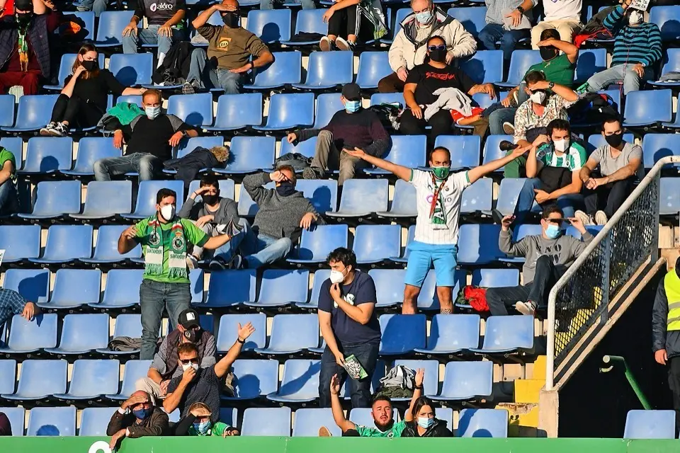 En principio, el Racing conf&iacute;a en volver a contar con un buen n&uacute;mero de aficionados en las gradas en el pr&oacute;ximo partido en casa. / Hardy